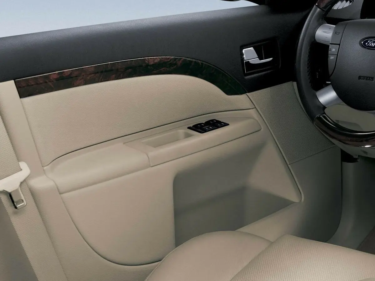 Ford Mondeo III Лифтбек — фото 6