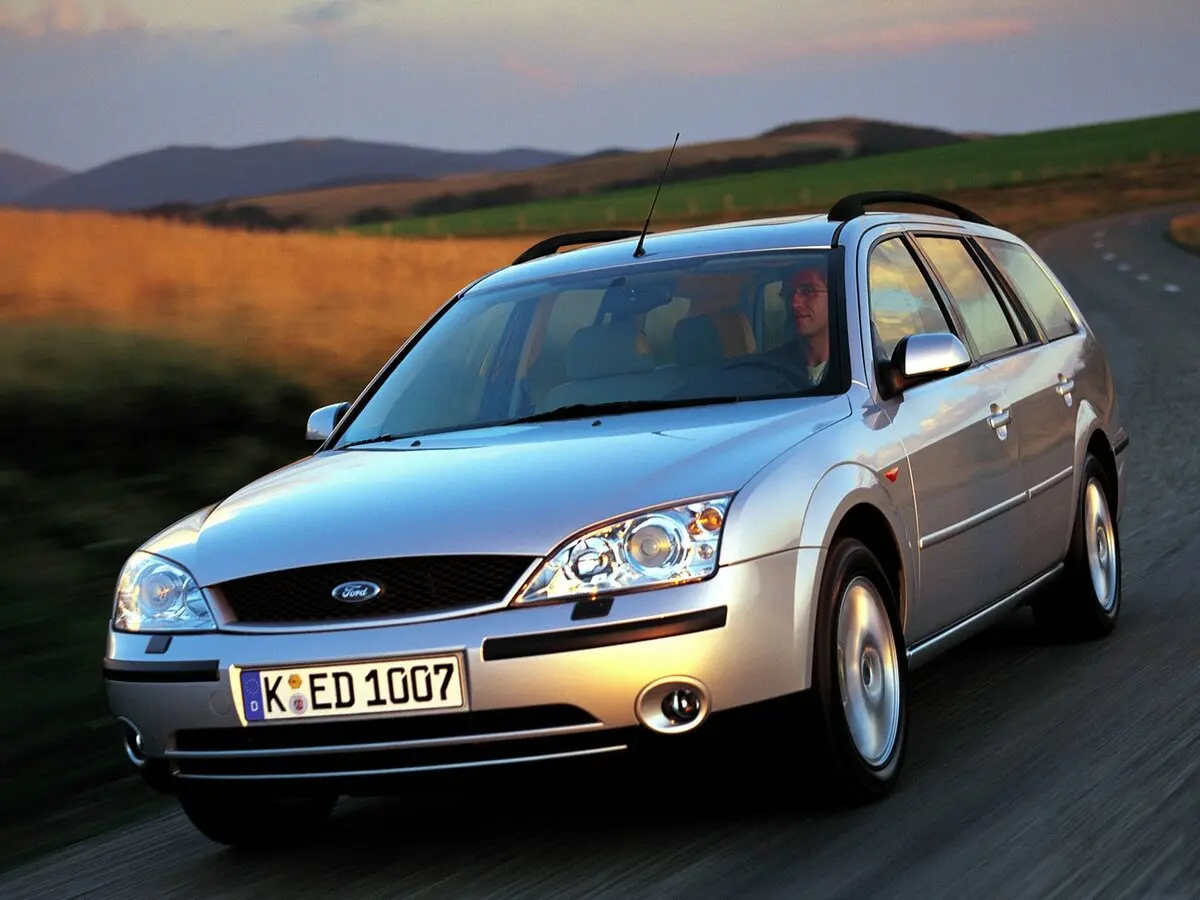 Ford Mondeo III Универсал 5 дв. — фото 3