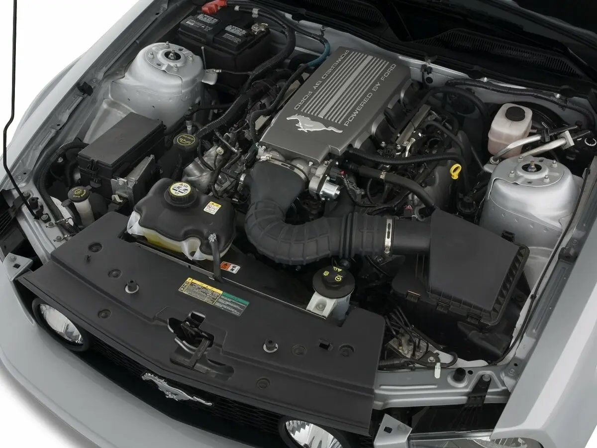 Ford Mustang V Купе — 照片 9