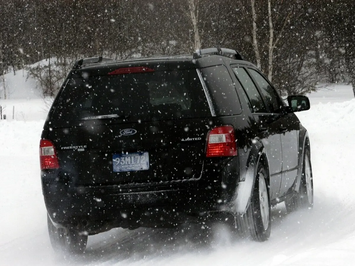 Ford Freestyle 2004 – 2009 Внедорожник 5 дв. — сүрөт 3