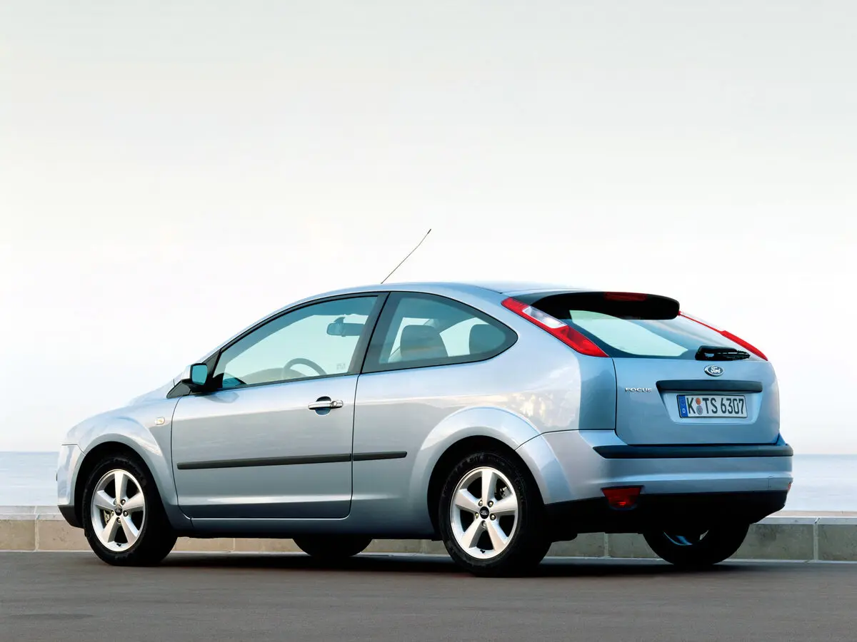 Ford Focus II Хэтчбек 3 дв. — фото 4