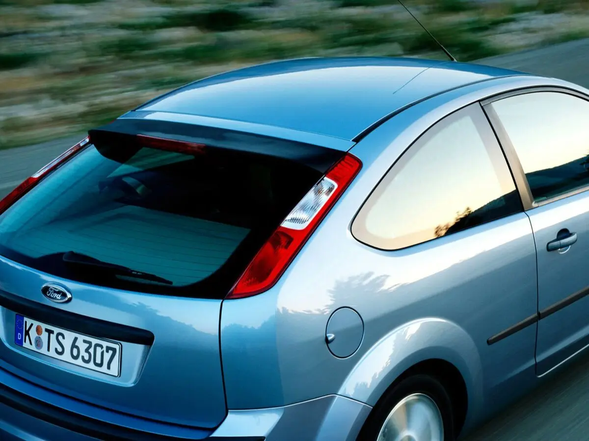 Ford Focus II Хэтчбек 3 дв. — фото 6