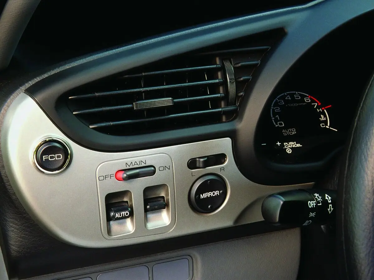 Honda Insight I Хэтчбек 3 дв. — сүрөт 10