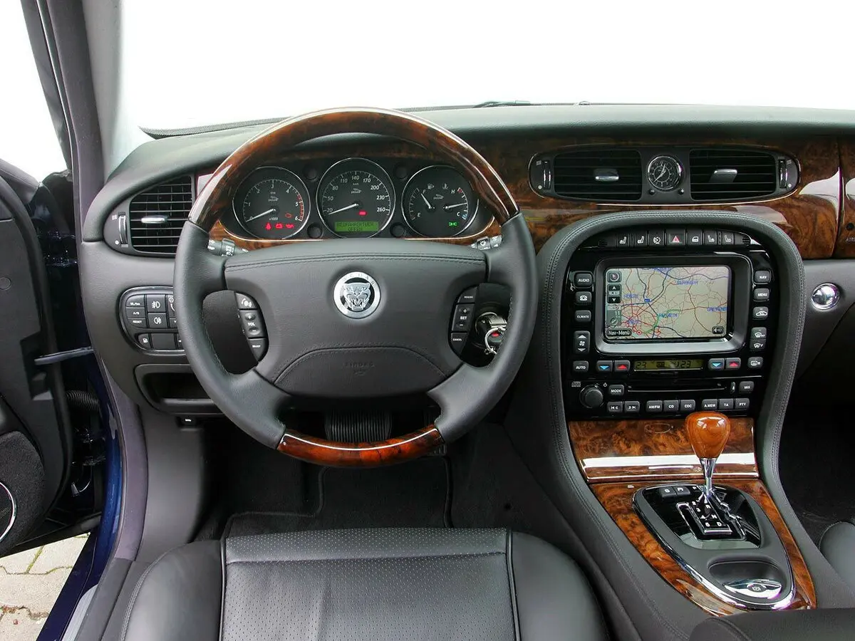 Jaguar XJR III (X358) Седан — сүрөт 6