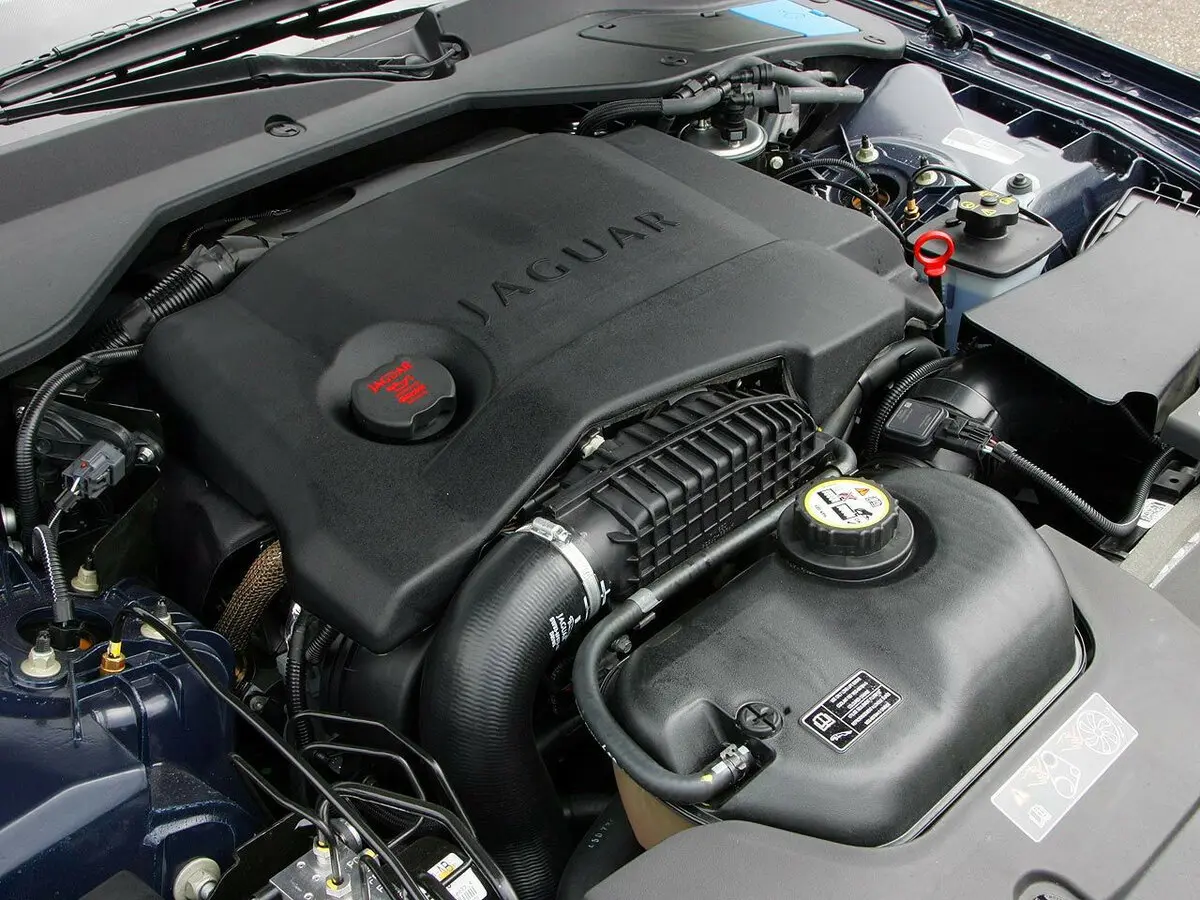 Jaguar XJR III (X358) Седан — сүрөт 12