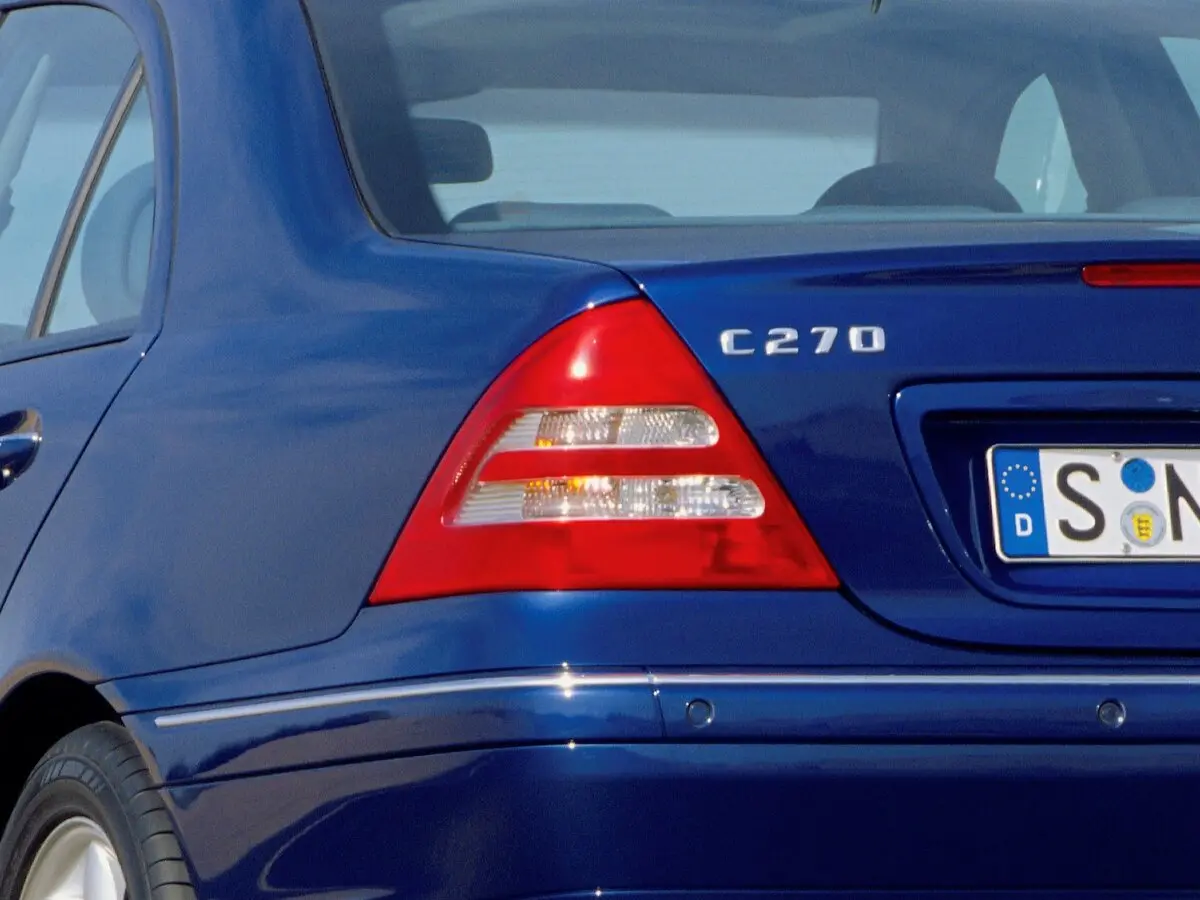 Mercedes-Benz C-Класс II (W203) Седан — сүрөт 8