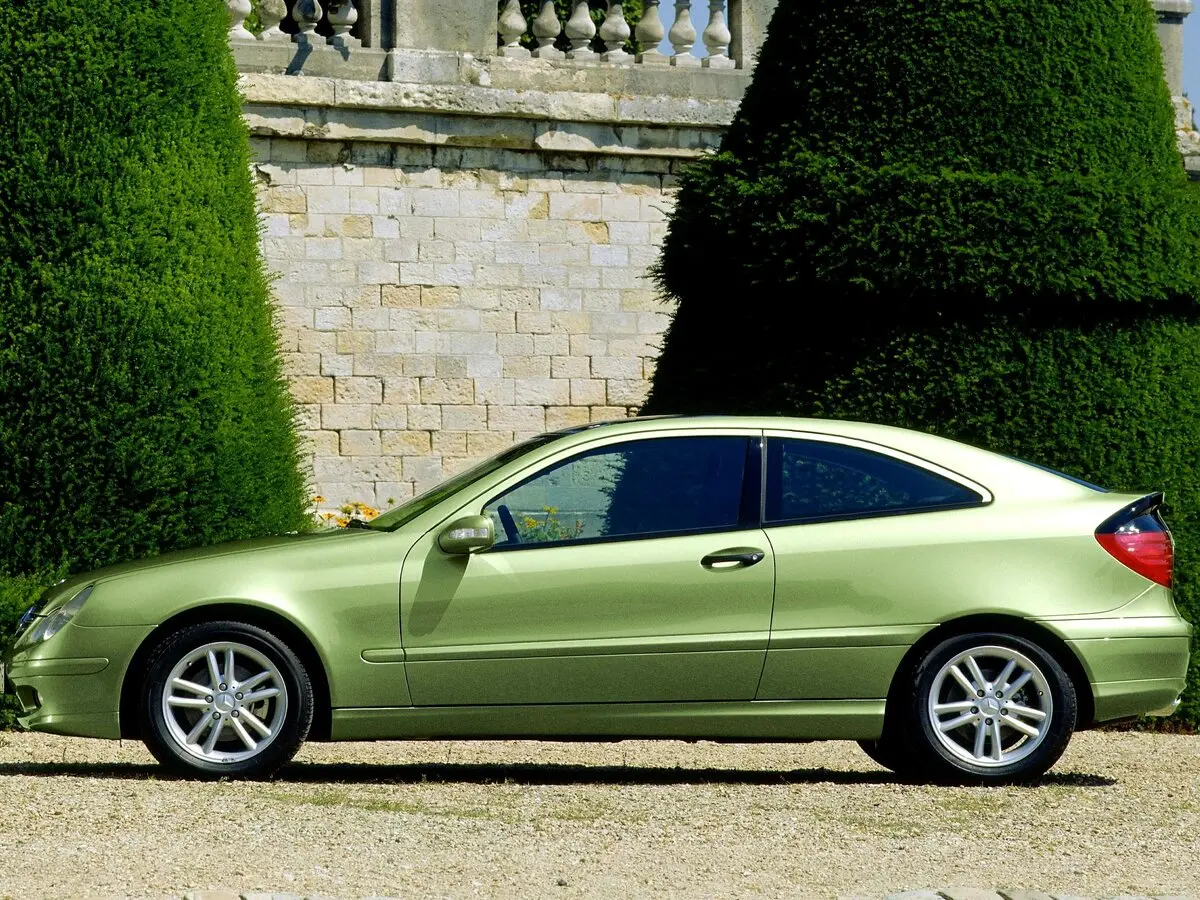 Mercedes-Benz C-Класс II (W203) Хэтчбек 3 дв. — сүрөт 2