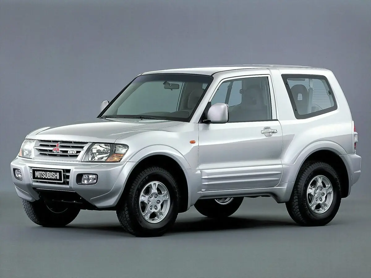 Mitsubishi Pajero III Внедорожник 3 дв.