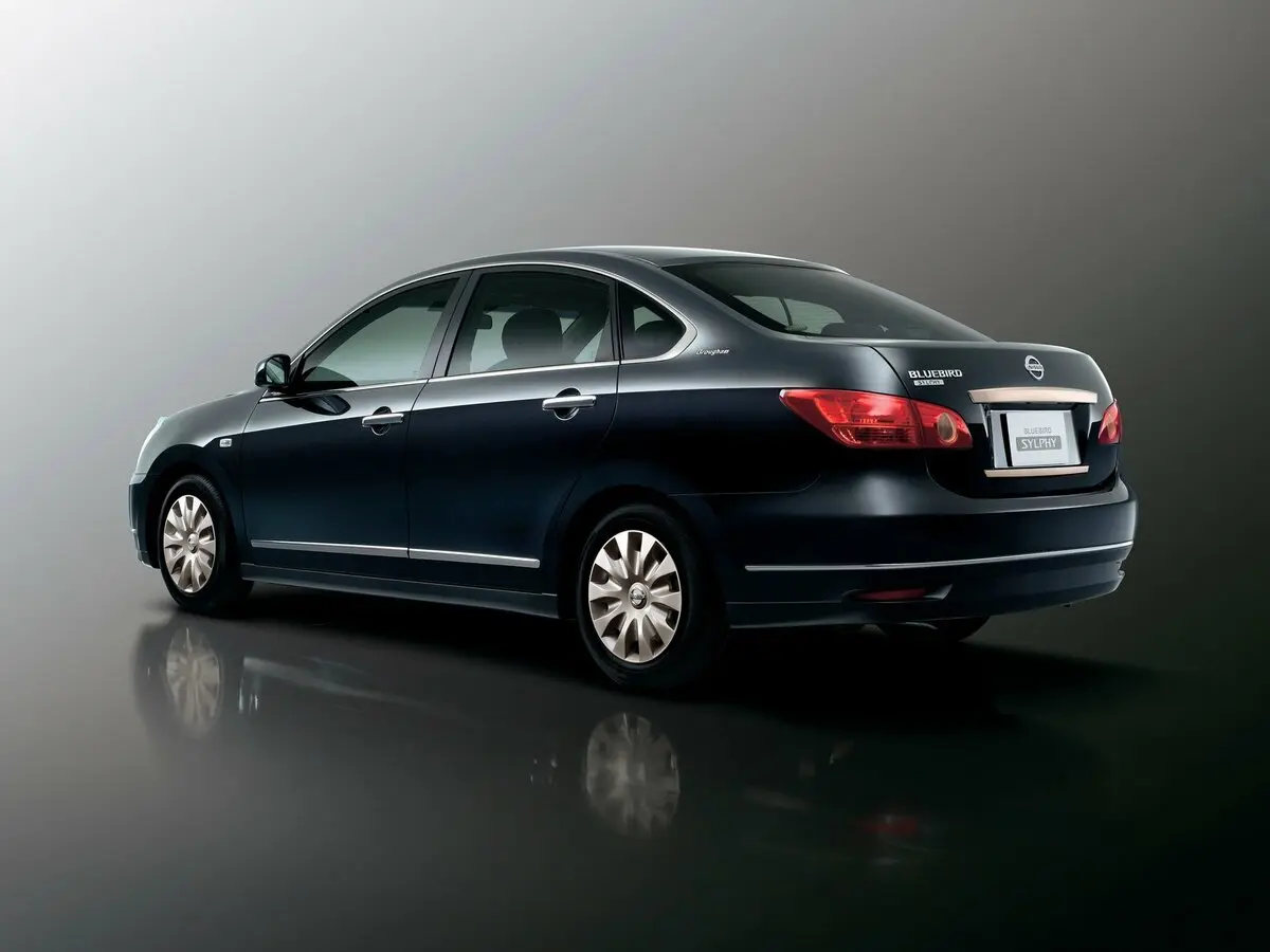 Nissan Bluebird Sylphy II (G11) Седан — 照片 3