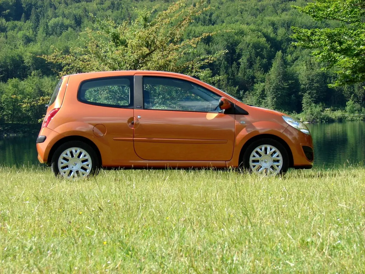 Renault Twingo II Хэтчбек 3 дв. — 照片 2