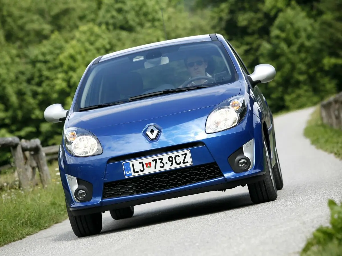 Renault Twingo II Хэтчбек 3 дв. — 照片 3