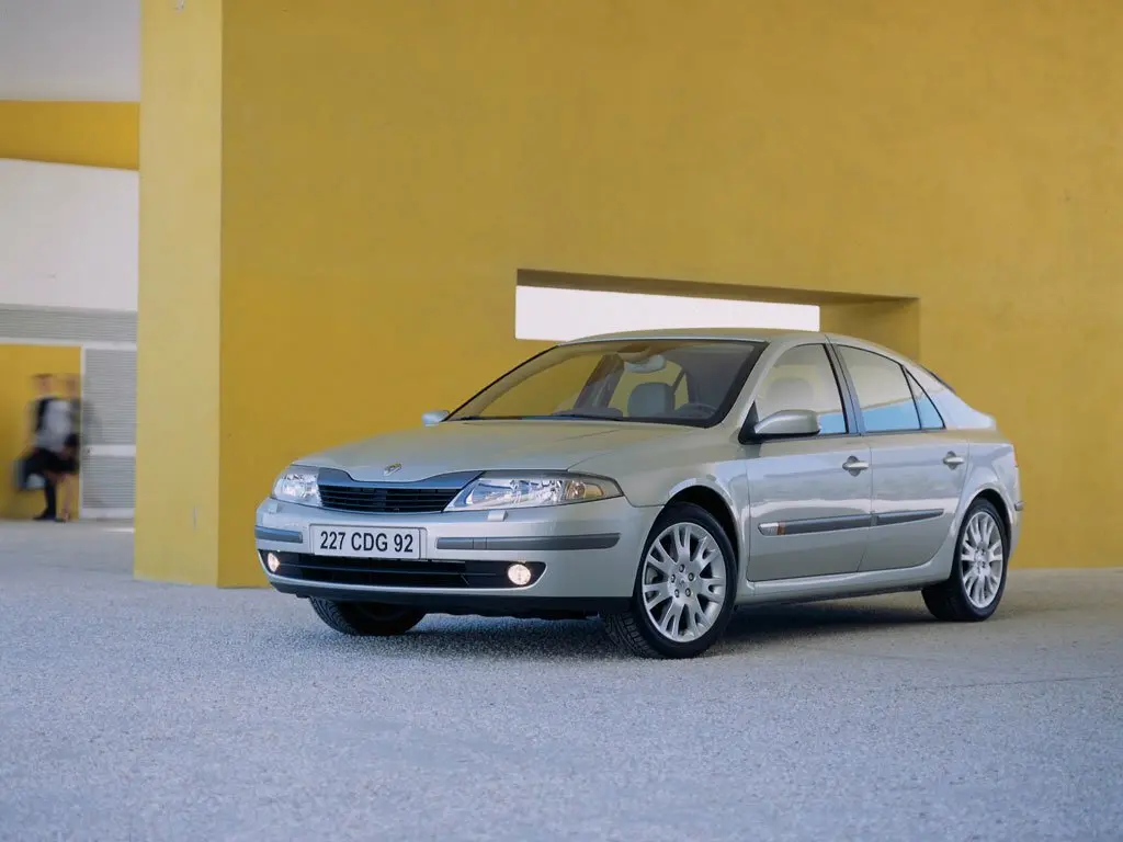 Renault Laguna II Лифтбек
