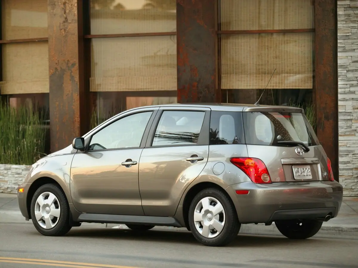 Scion xA 2003 – 2006 Хэтчбек 5 дв. — сүрөт 3