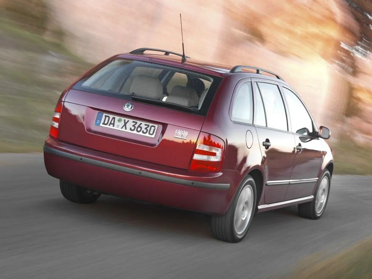 Skoda Fabia I Универсал 5 дв. — фото 4