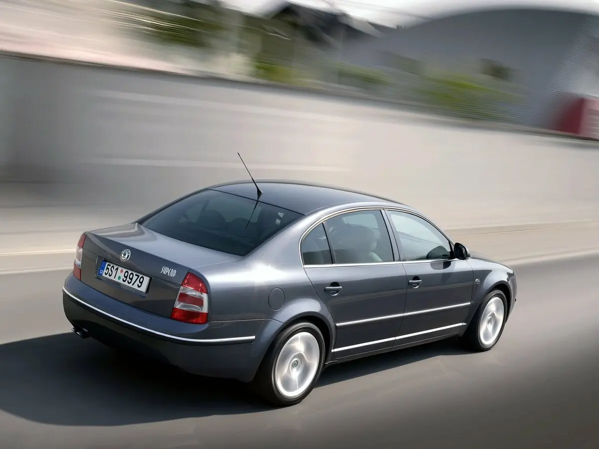 Skoda Superb I Рестайлинг Седан — сүрөт 4