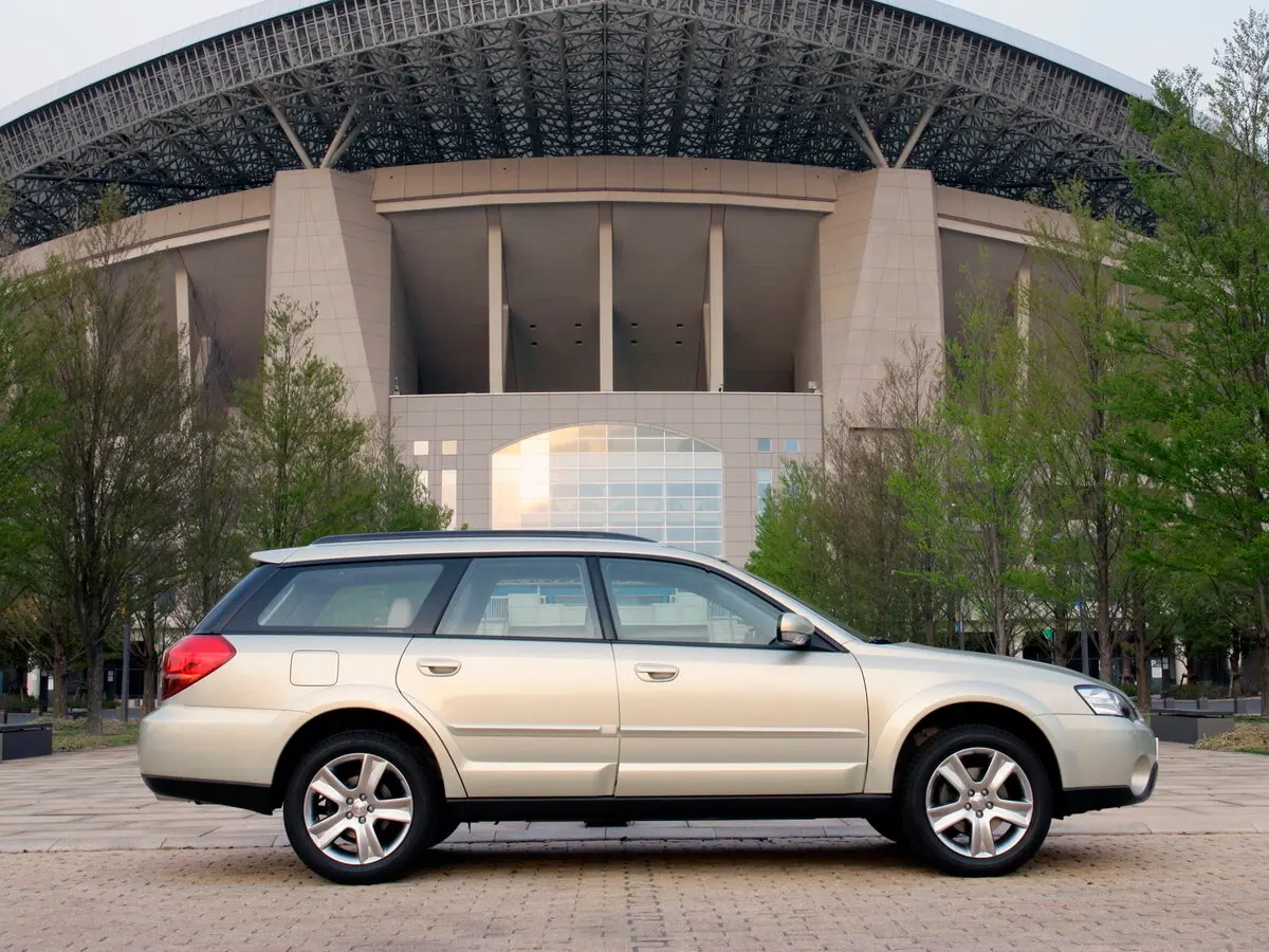 Subaru Outback III Универсал 5 дв. — фото 2