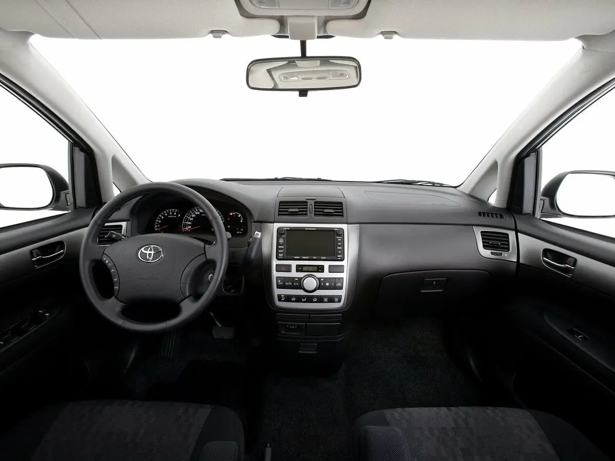 Toyota Avensis Verso I Рестайлинг Компактвэн — сүрөт 6