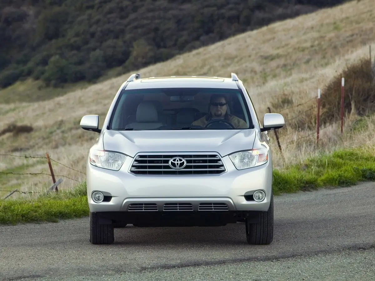 Toyota Highlander II (XU40) Внедорожник 5 дв. — фото 3