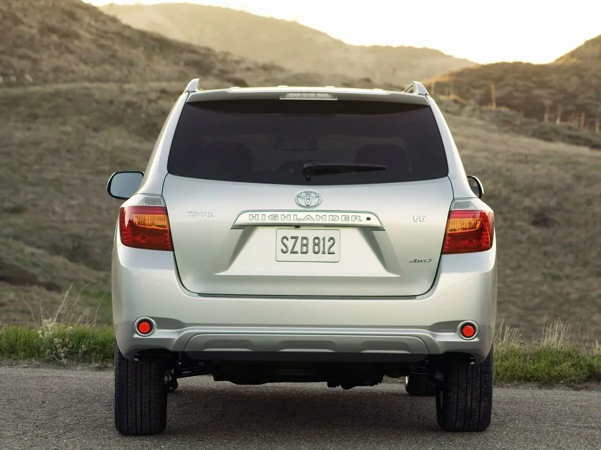 Toyota Highlander II (XU40) Внедорожник 5 дв. — фото 4