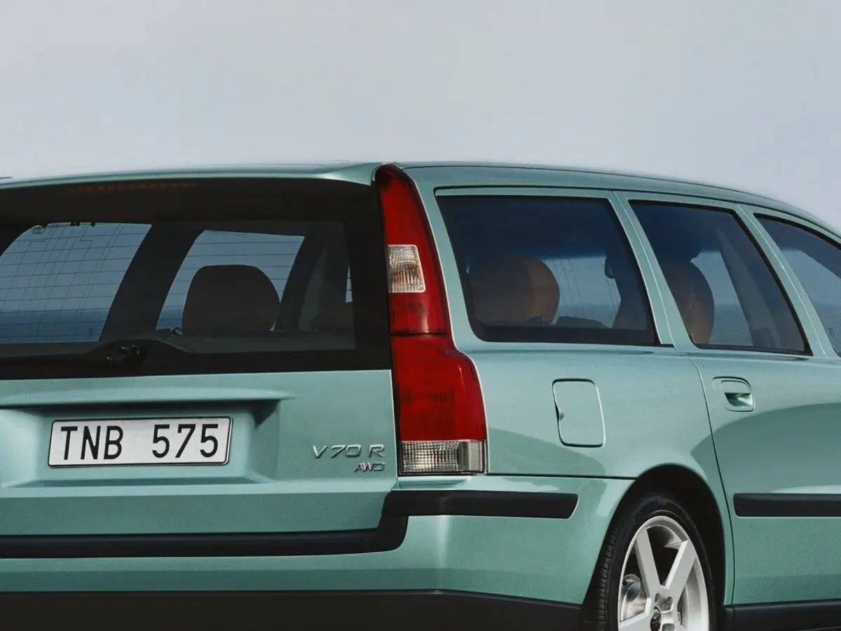 Volvo V70 II Универсал 5 дв. — сүрөт 11