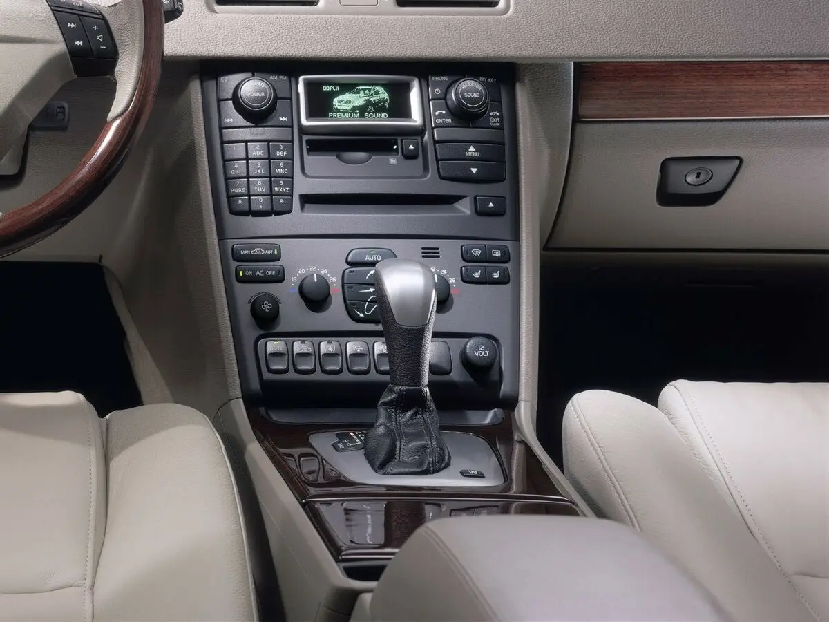 Volvo XC90 I Внедорожник 5 дв. — сүрөт 12