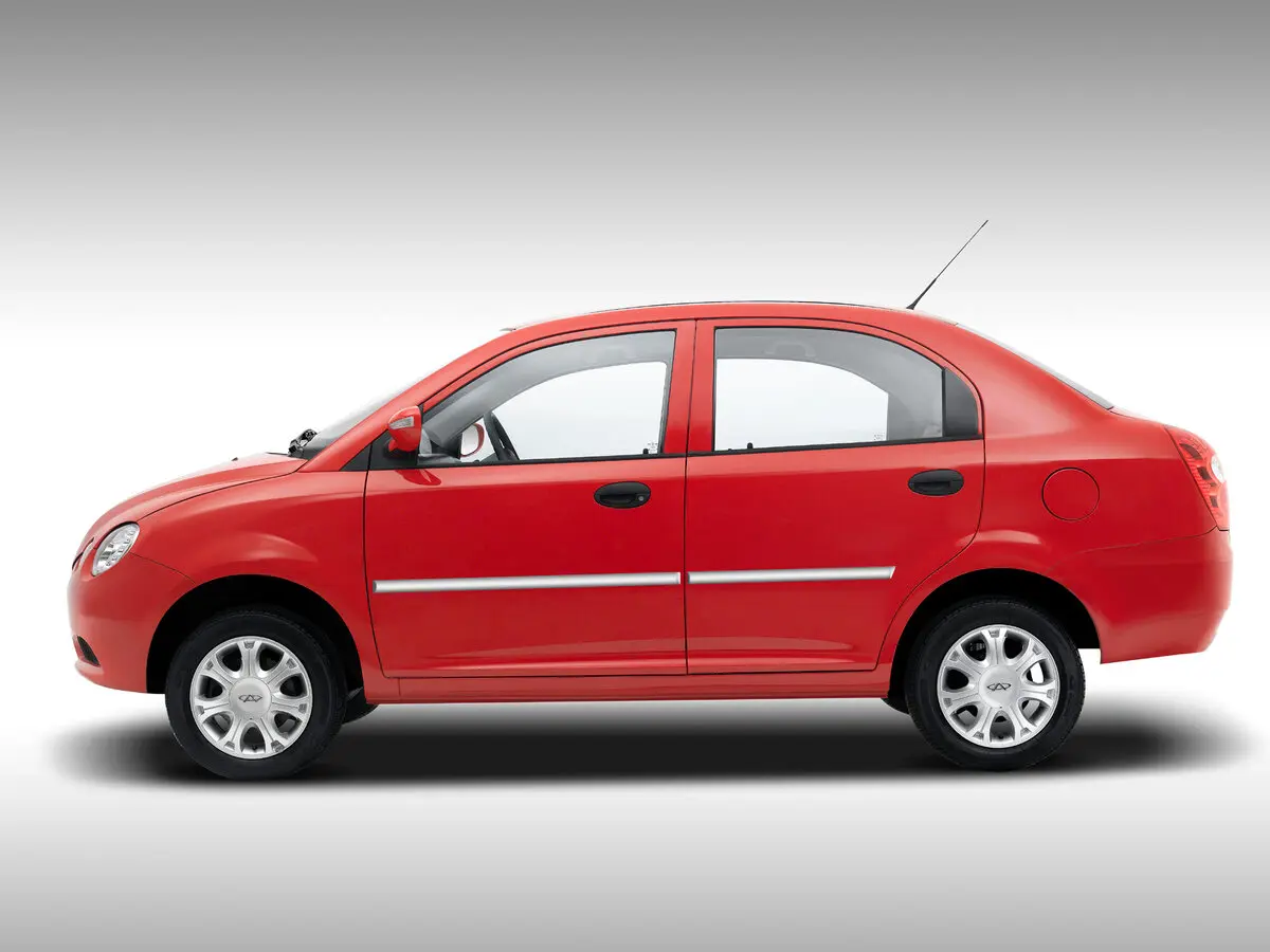 Chery QQ6 (S21) 2006 – 2010 Лифтбек — photo 2
