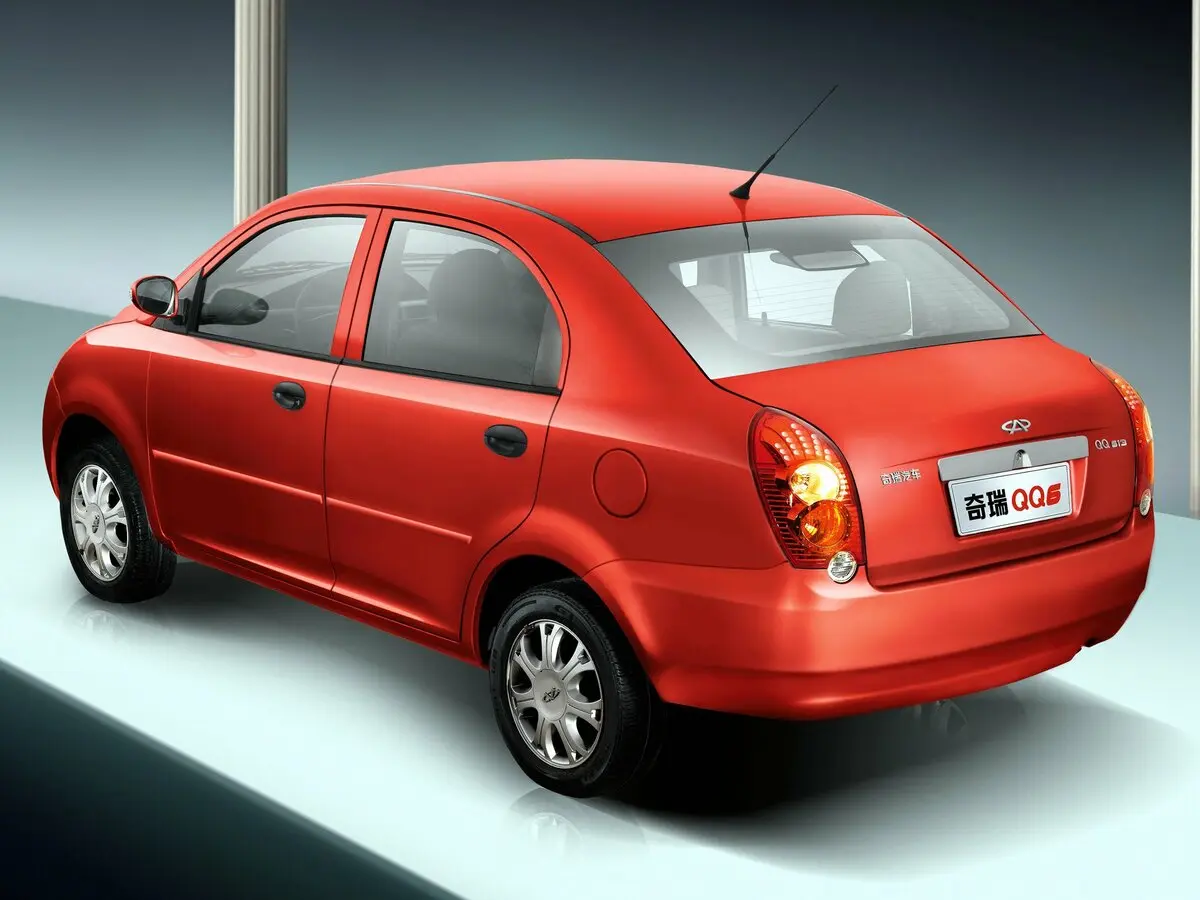 Chery QQ6 (S21) 2006 – 2010 Лифтбек — photo 5