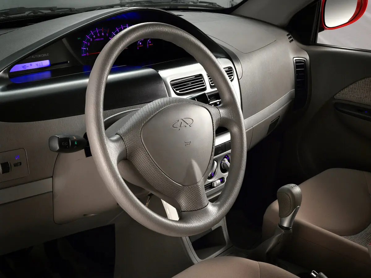 Chery QQ6 (S21) 2006 – 2010 Лифтбек — photo 7