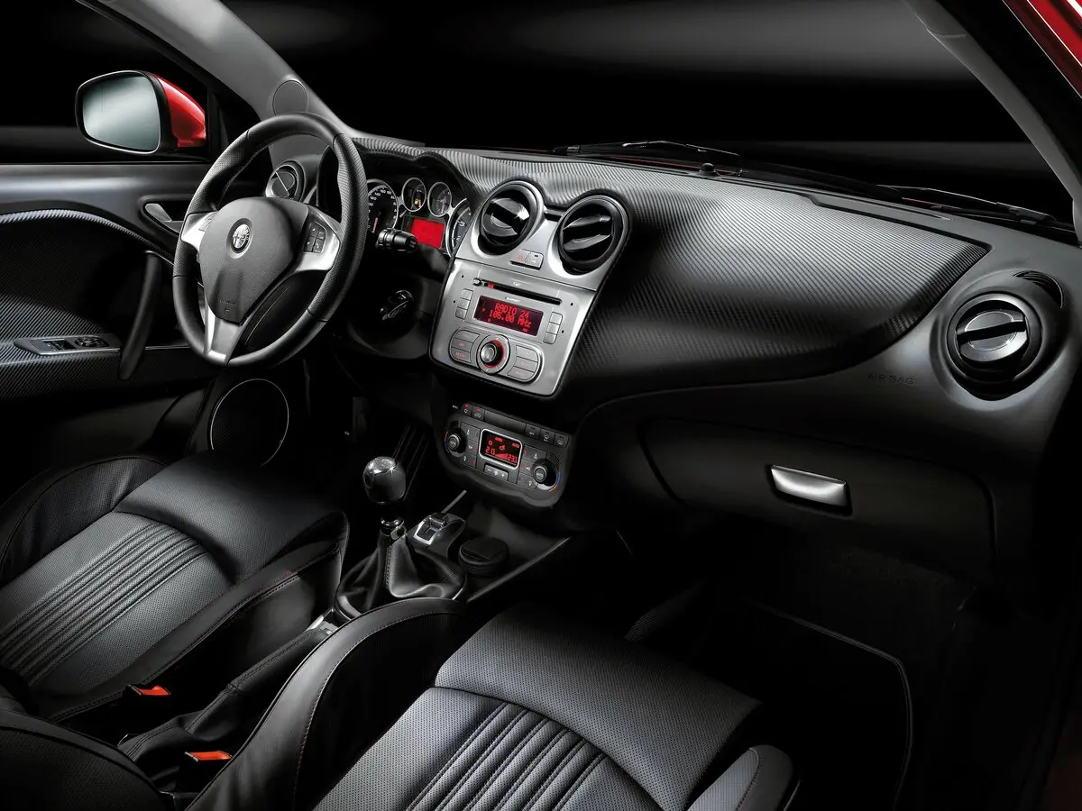 Alfa Romeo MiTo I Хэтчбек 3 дв. — photo 7