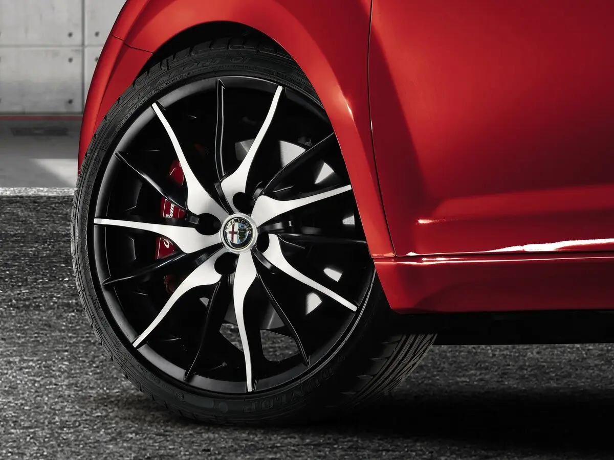 Alfa Romeo MiTo I Хэтчбек 3 дв. — photo 21