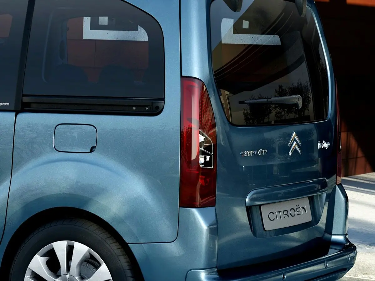 Citroen Berlingo II Компактвэн — photo 13
