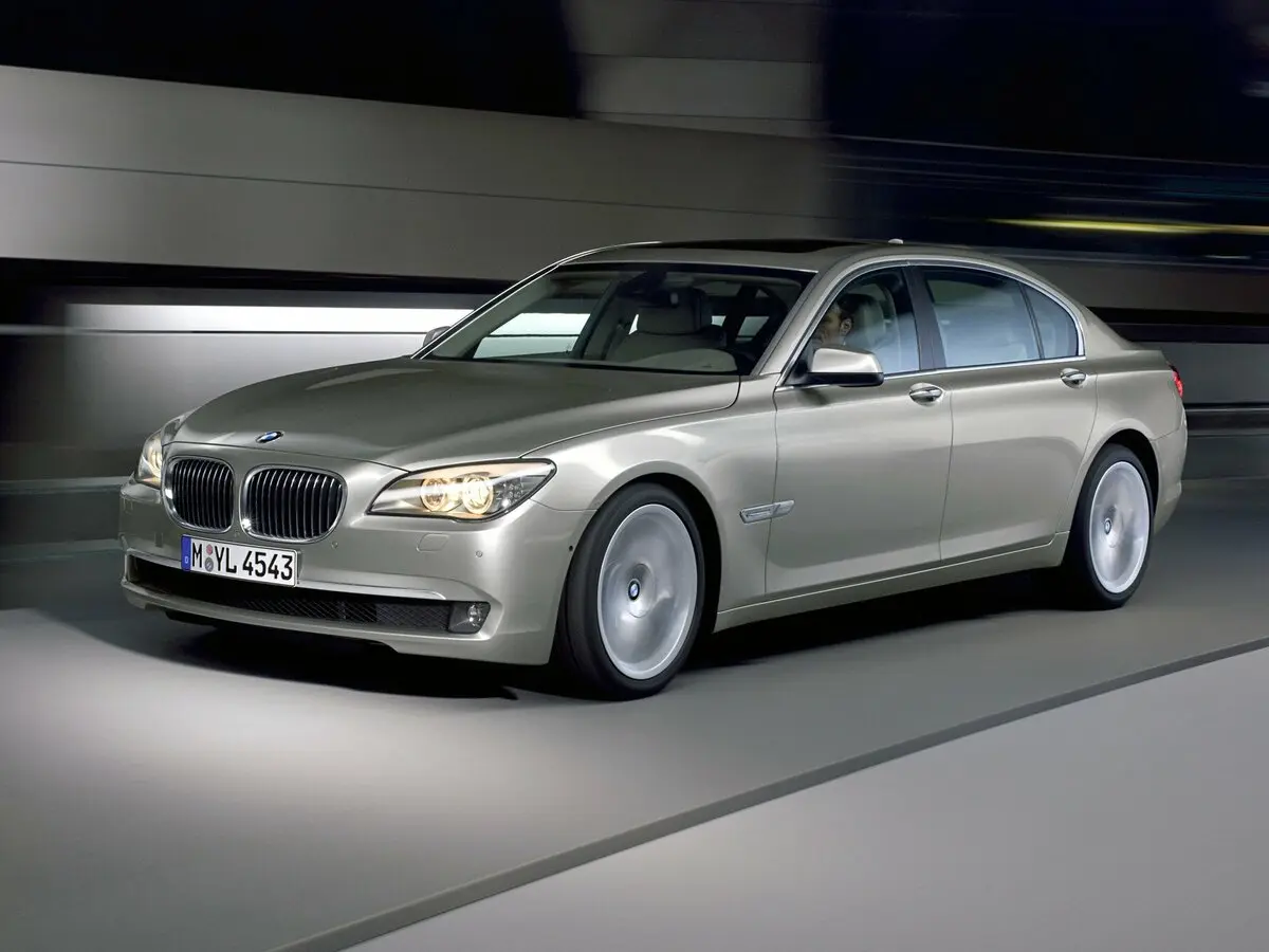 BMW 7 серии V (F01/F02/F04) Седан Long