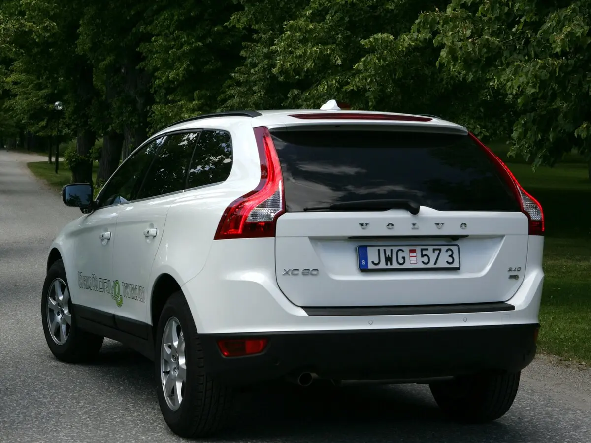 Volvo XC60 I Внедорожник 5 дв. — сүрөт 4