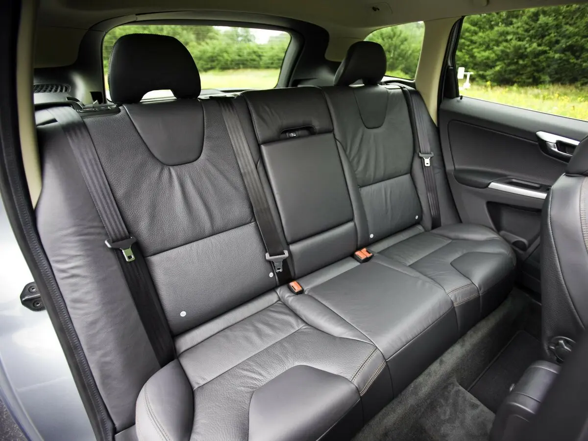 Volvo XC60 I Внедорожник 5 дв. — сүрөт 11
