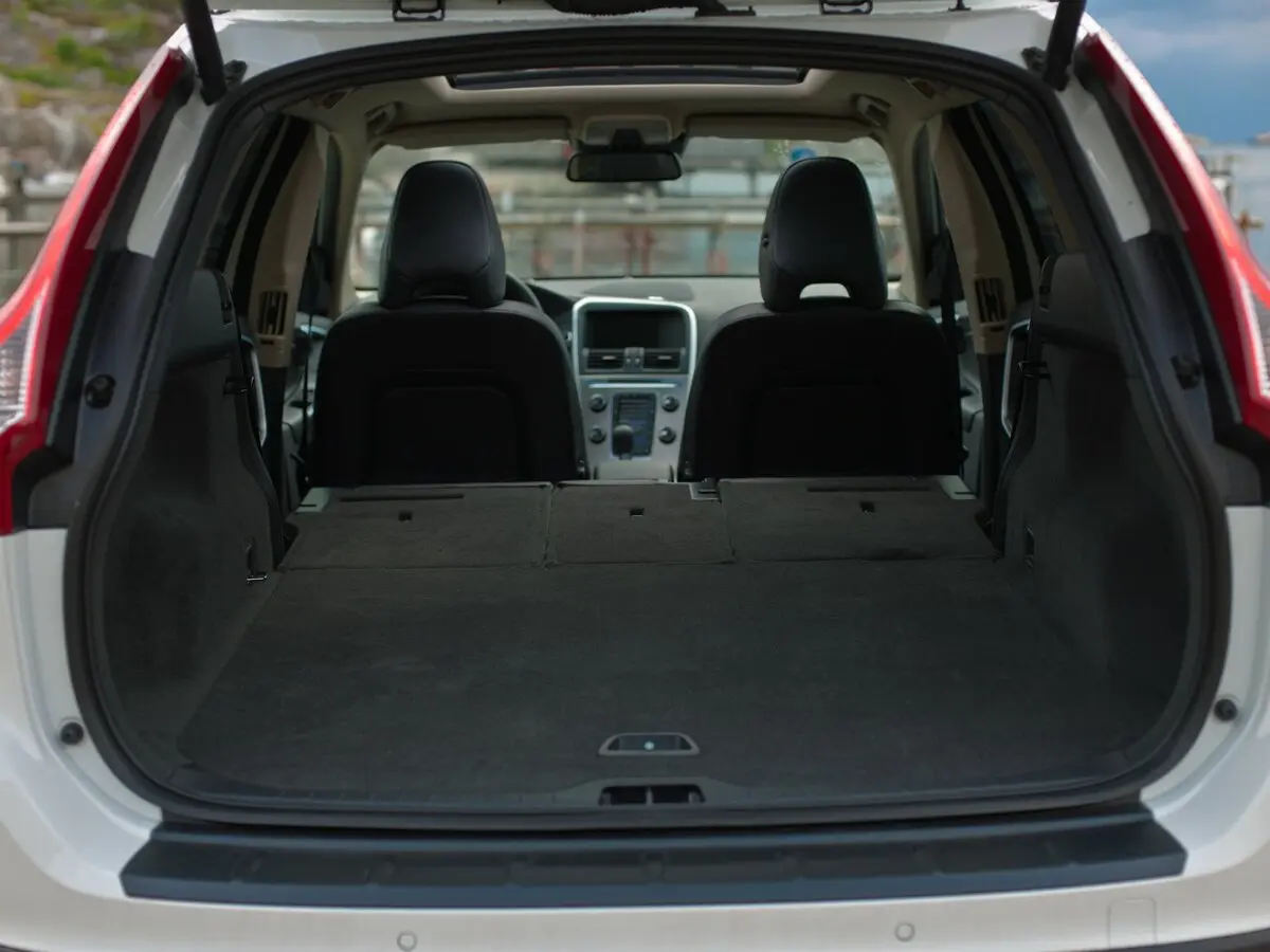 Volvo XC60 I Внедорожник 5 дв. — сүрөт 13