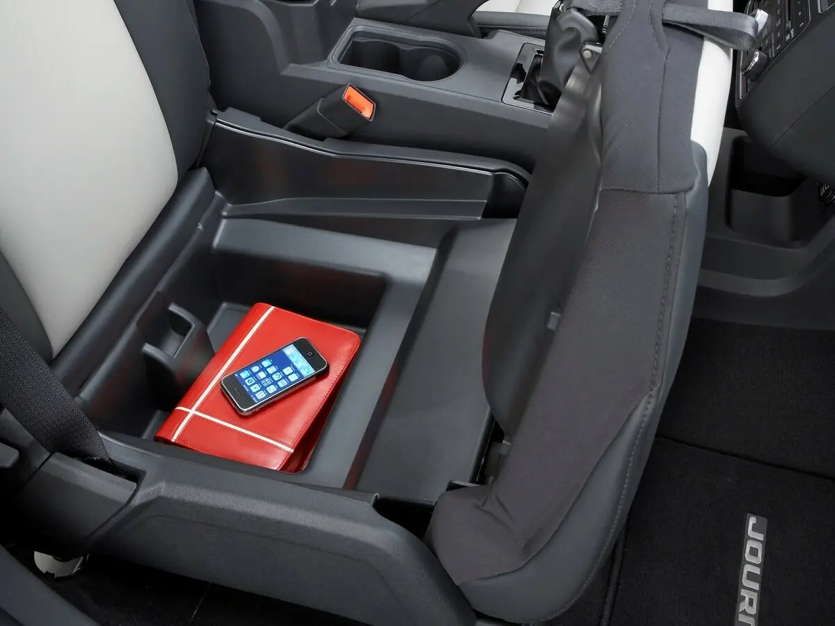 Dodge Journey I Внедорожник 5 дв. — сүрөт 17