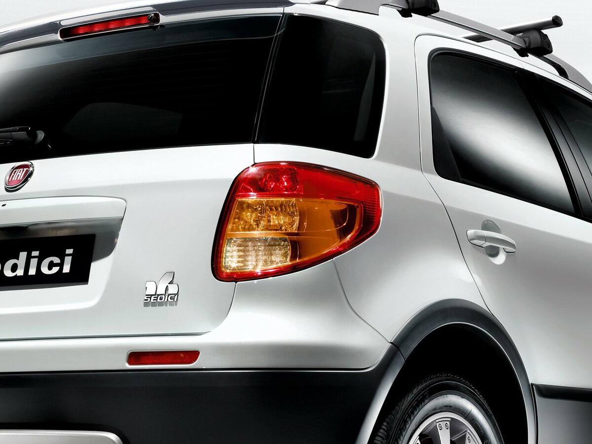 Fiat Sedici 2005 – 2014 Хэтчбек 5 дв. — фото 11
