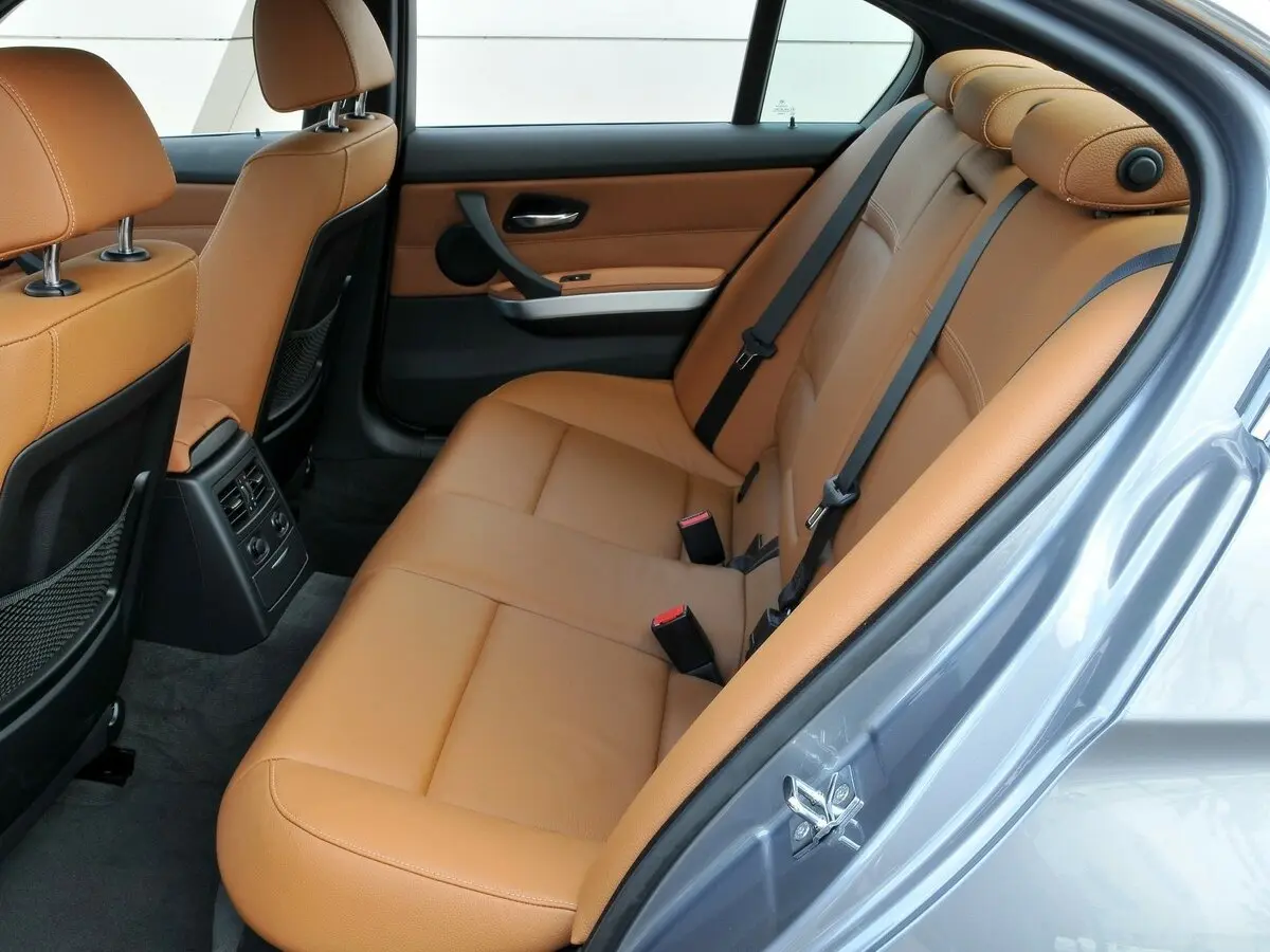 BMW 3 серии V (E90/E91/E92/E93) Рестайлинг Седан — сүрөт 11
