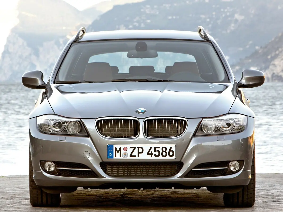 BMW 3 серии V (E90/E91/E92/E93) Рестайлинг Универсал 5 дв. — сүрөт 3