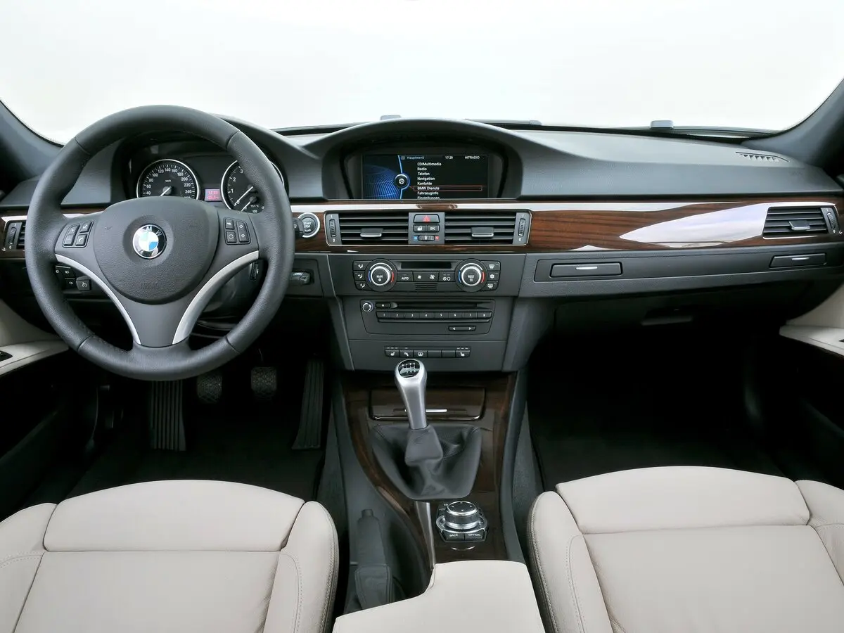 BMW 3 серии V (E90/E91/E92/E93) Рестайлинг Универсал 5 дв. — сүрөт 6