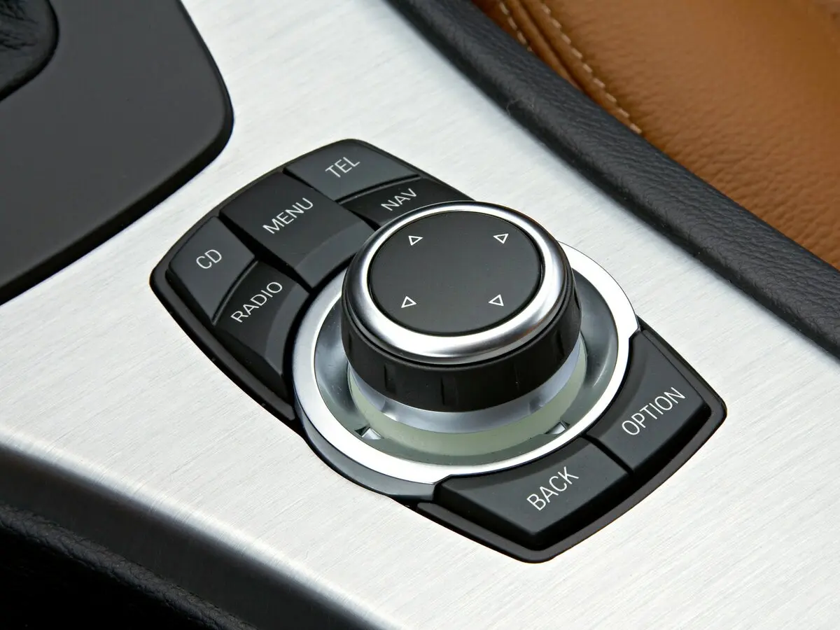 BMW 3 серии V (E90/E91/E92/E93) Рестайлинг Универсал 5 дв. — сүрөт 16