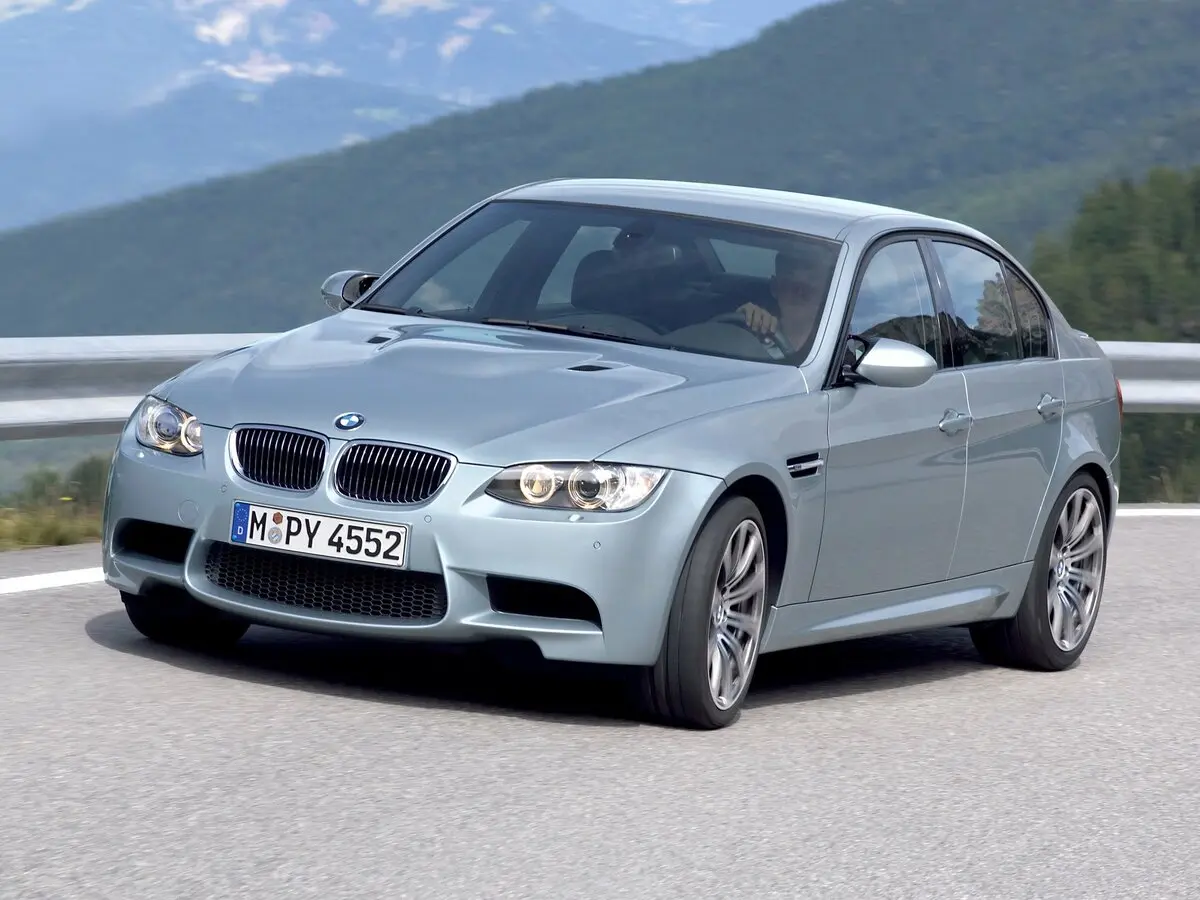 BMW M3 IV (E90) Седан