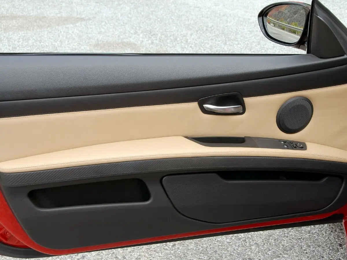 BMW M3 IV (E90) Купе — сүрөт 12