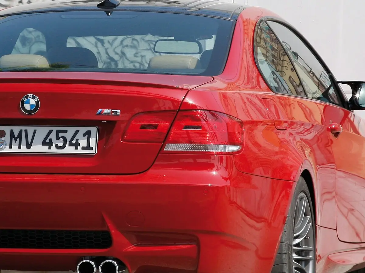BMW M3 IV (E90) Купе — сүрөт 17