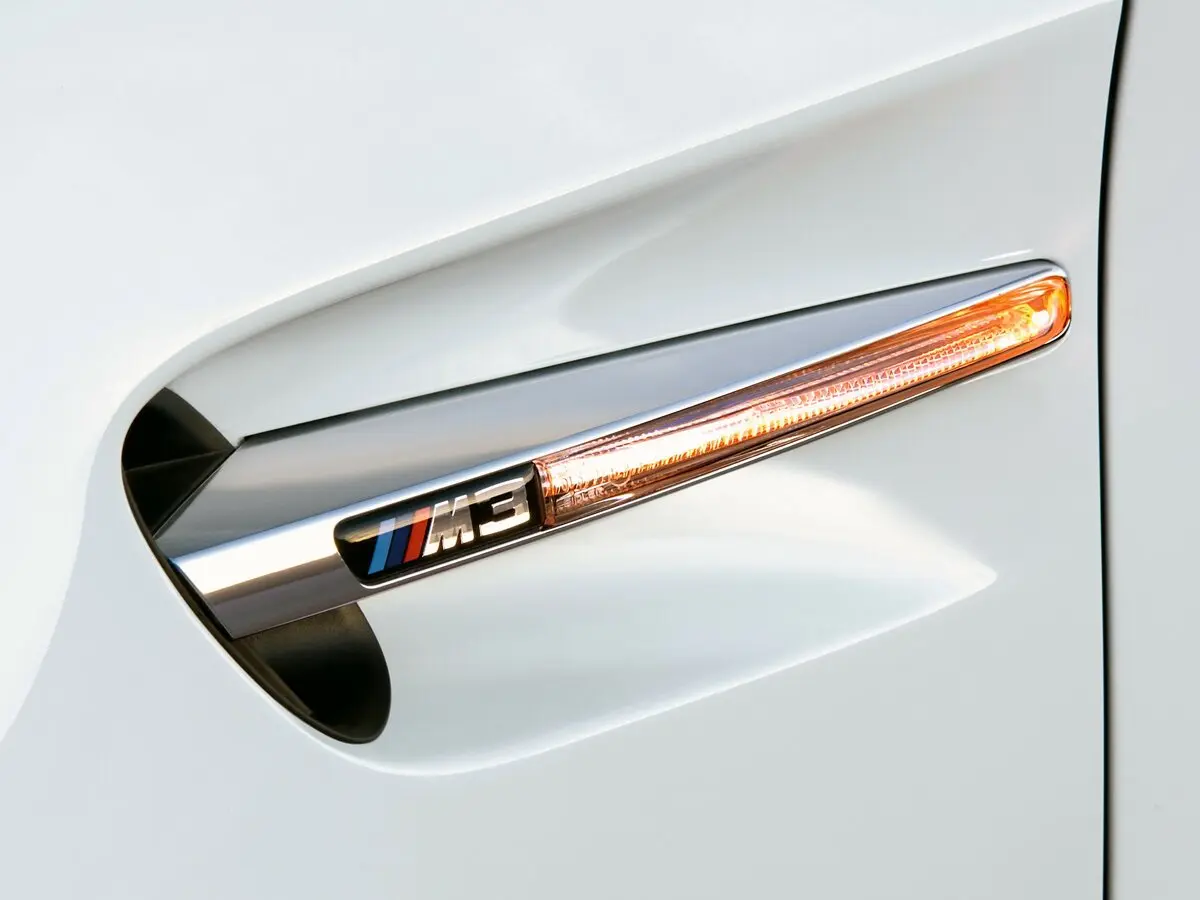 BMW M3 IV (E90) Кабриолет — сүрөт 14