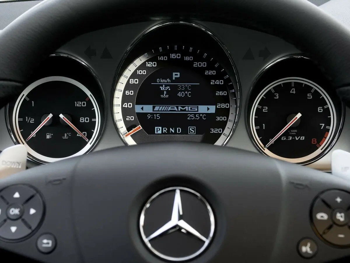 Mercedes-Benz C-Класс AMG III (W204) Седан — сүрөт 8