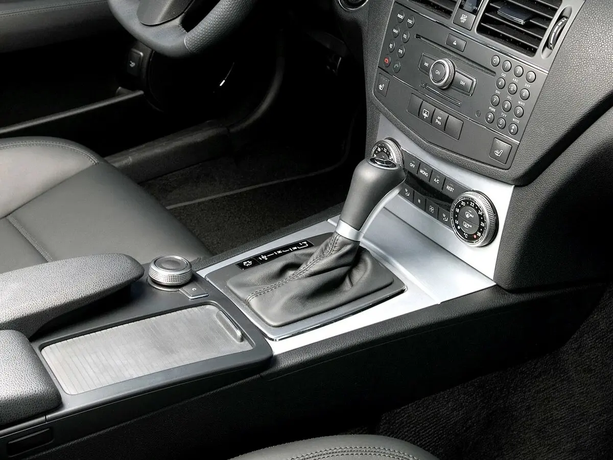 Mercedes-Benz C-Класс AMG III (W204) Седан — сүрөт 9