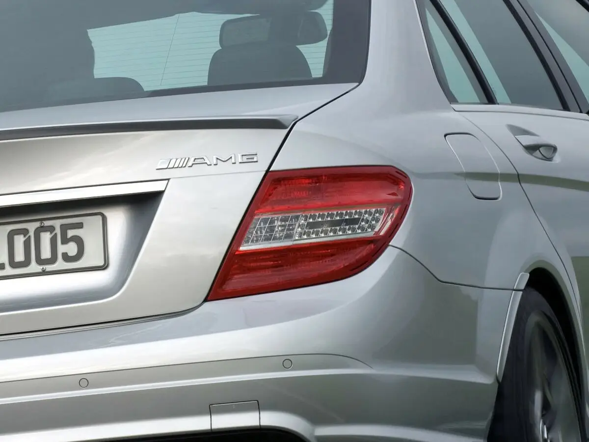 Mercedes-Benz C-Класс AMG III (W204) Седан — сүрөт 11