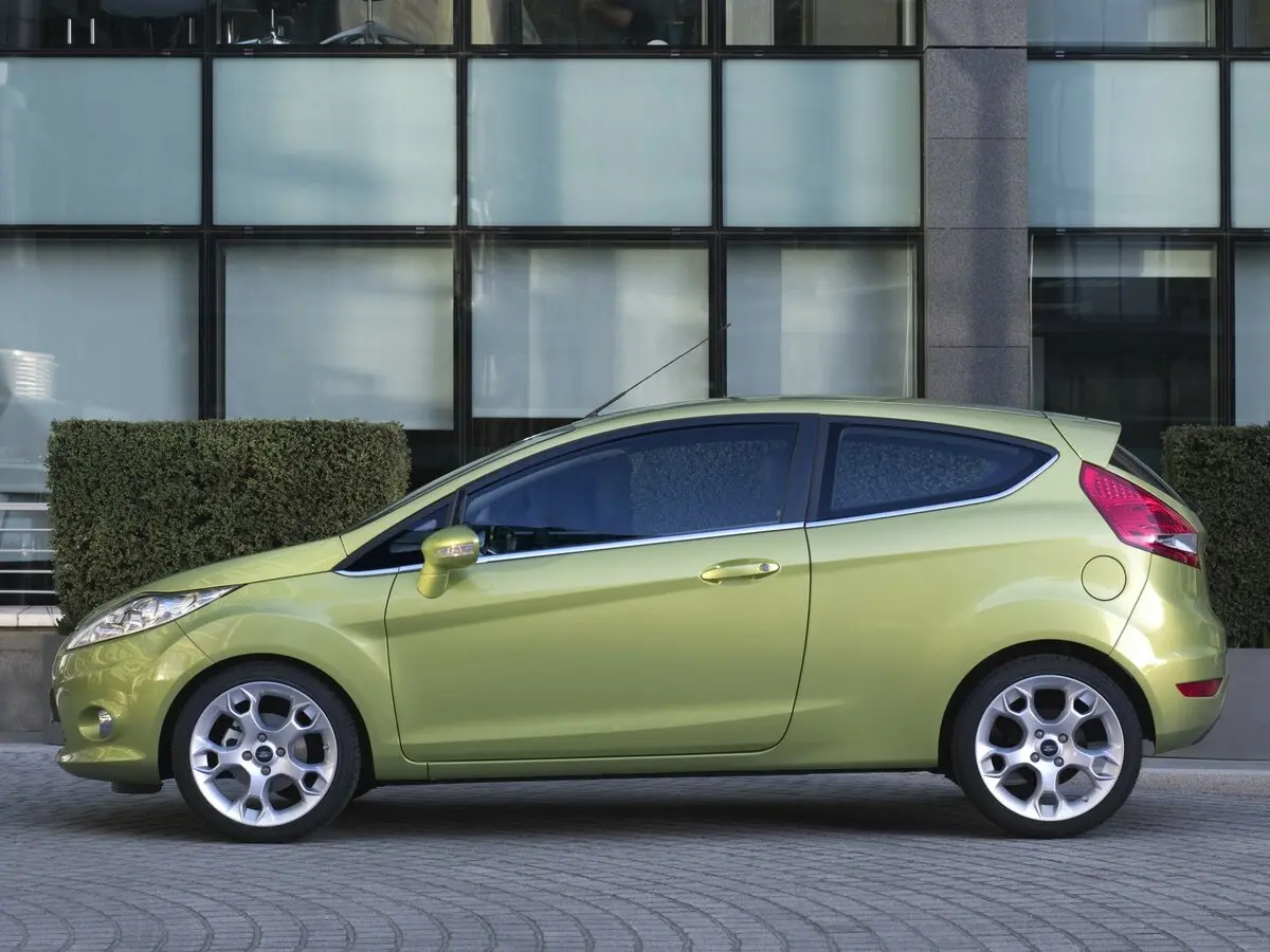 Ford Fiesta Mk6 Хэтчбек 3 дв. — сүрөт 2