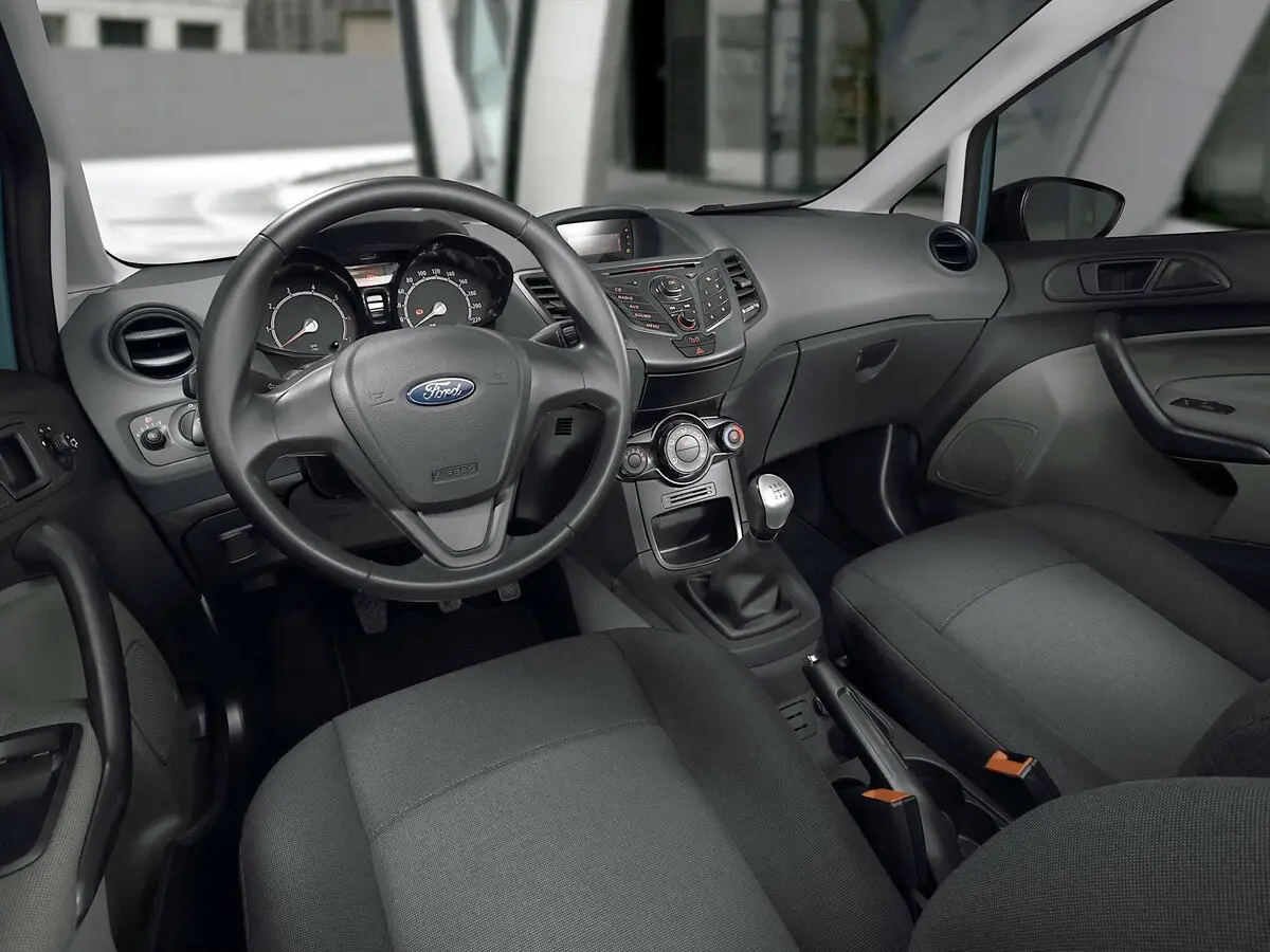 Ford Fiesta Mk6 Хэтчбек 3 дв. — сүрөт 8